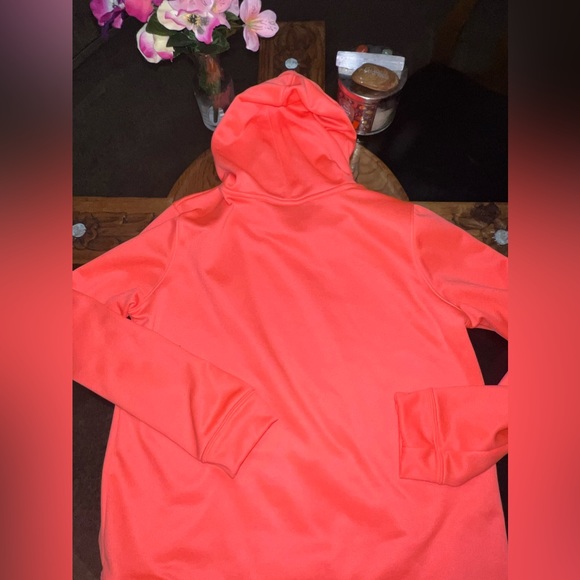 Under Armour Hoodie YXL - Picture 3 of 3